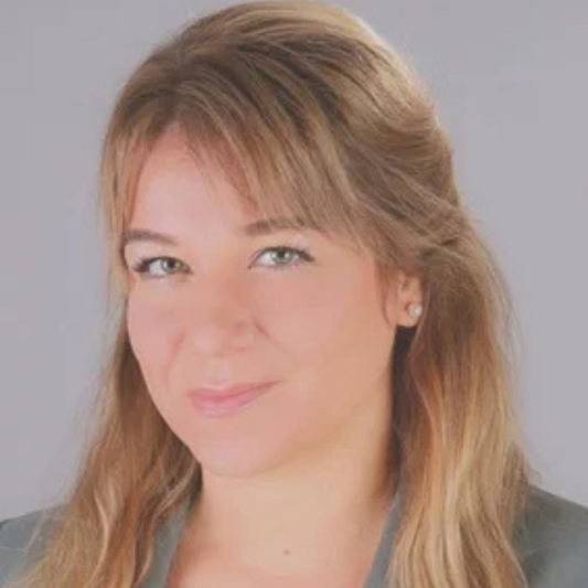 Puszti Anita