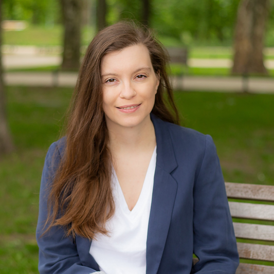 Csatai Lilla